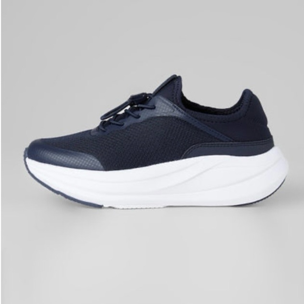 32 Degrees Sneakers